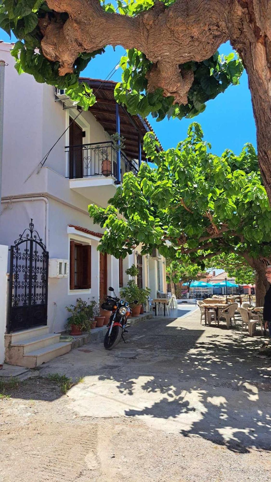 Heirlooms And Halos Monastiraki  Exterior photo